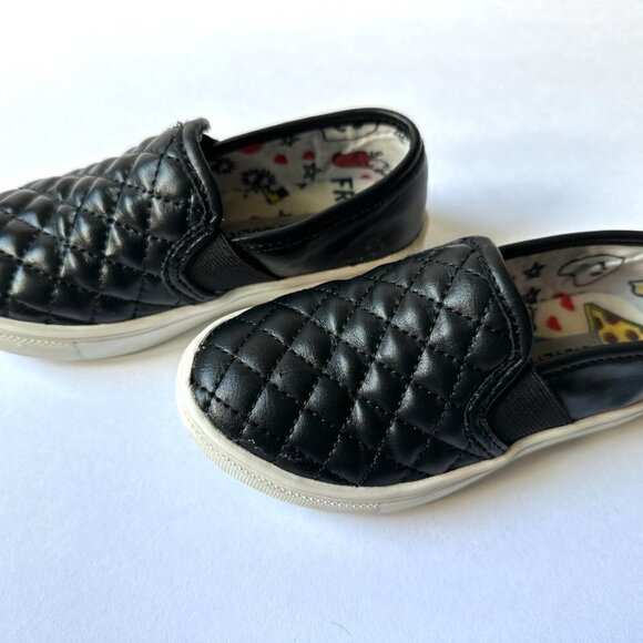Toddler Steve Madden Casual Quilted Slip On Sneakers - Picture 2 of 2